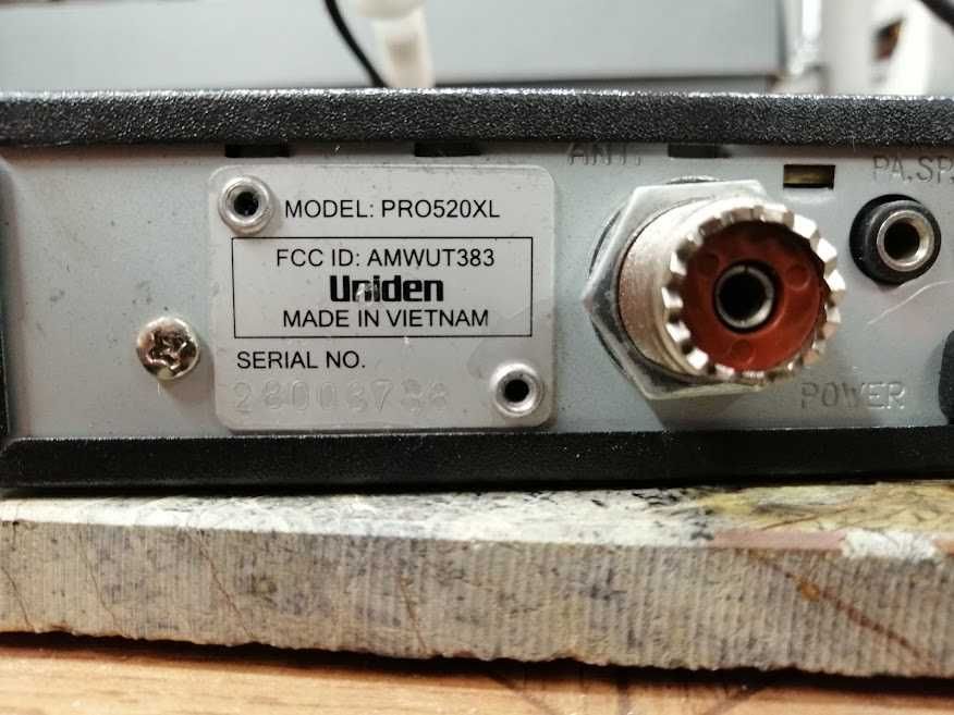 Sprzedam CB Radio UNIDEN z magnesem