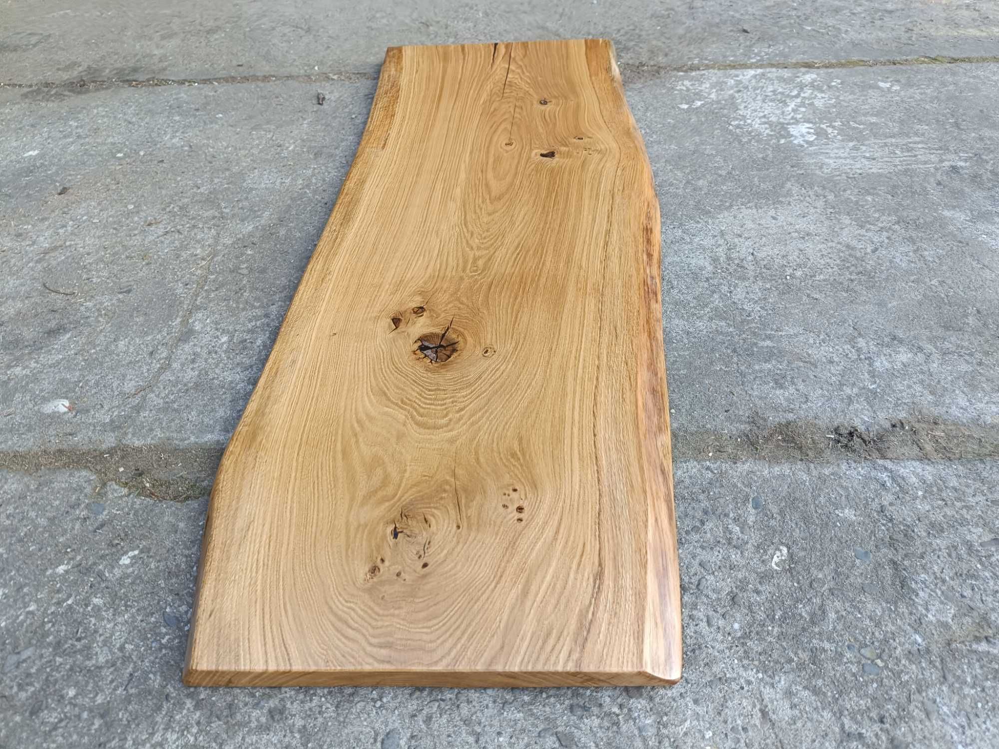 Blat dębowy pod umywalkę , Live Edge dekoracja do wnętrz monolit