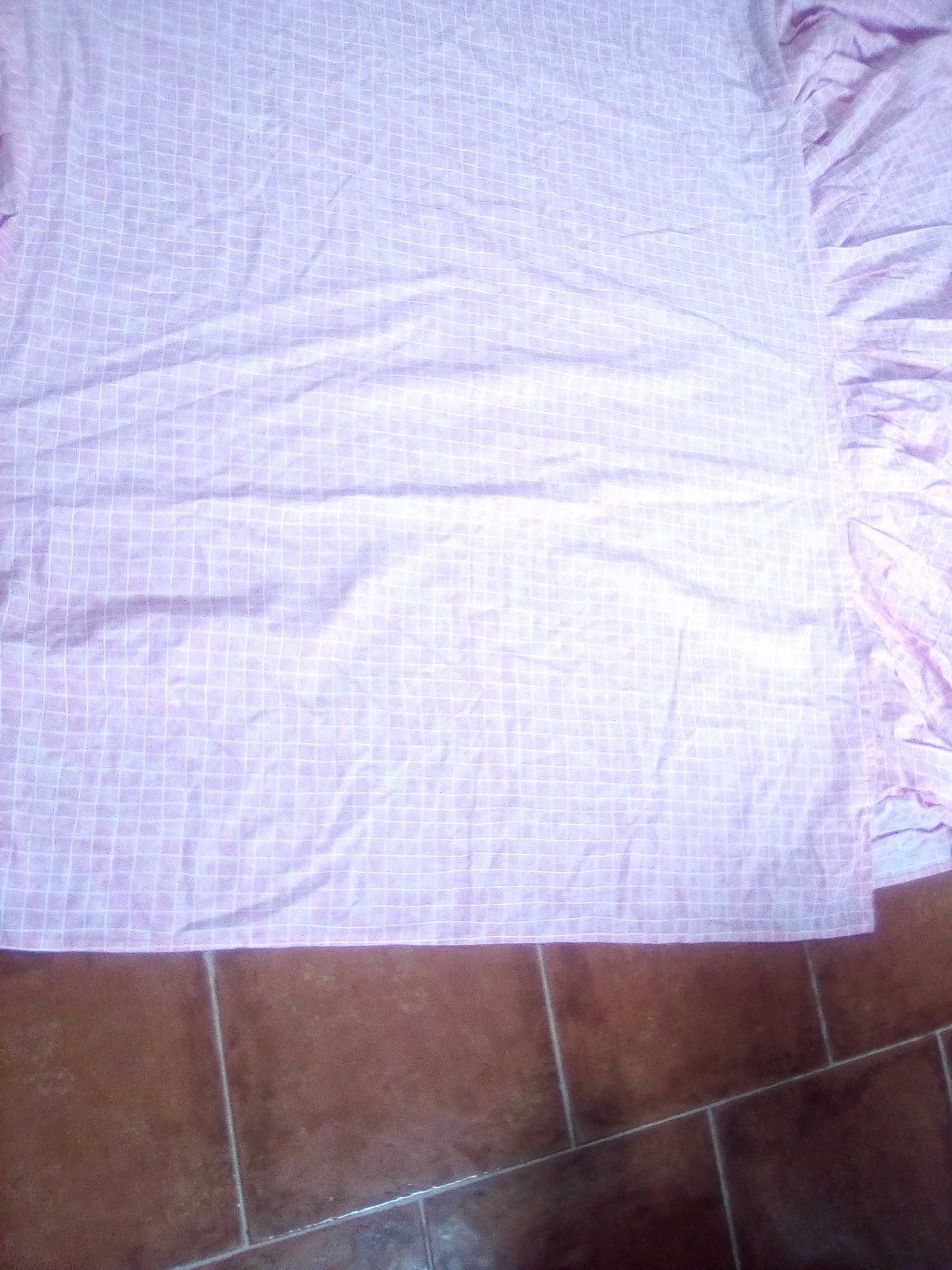 Conjunto para quarto (cortinado e cobertura de cama)