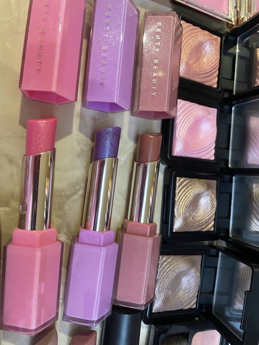 Помада Fenty Beauty lipstick shimmer ice amethyst