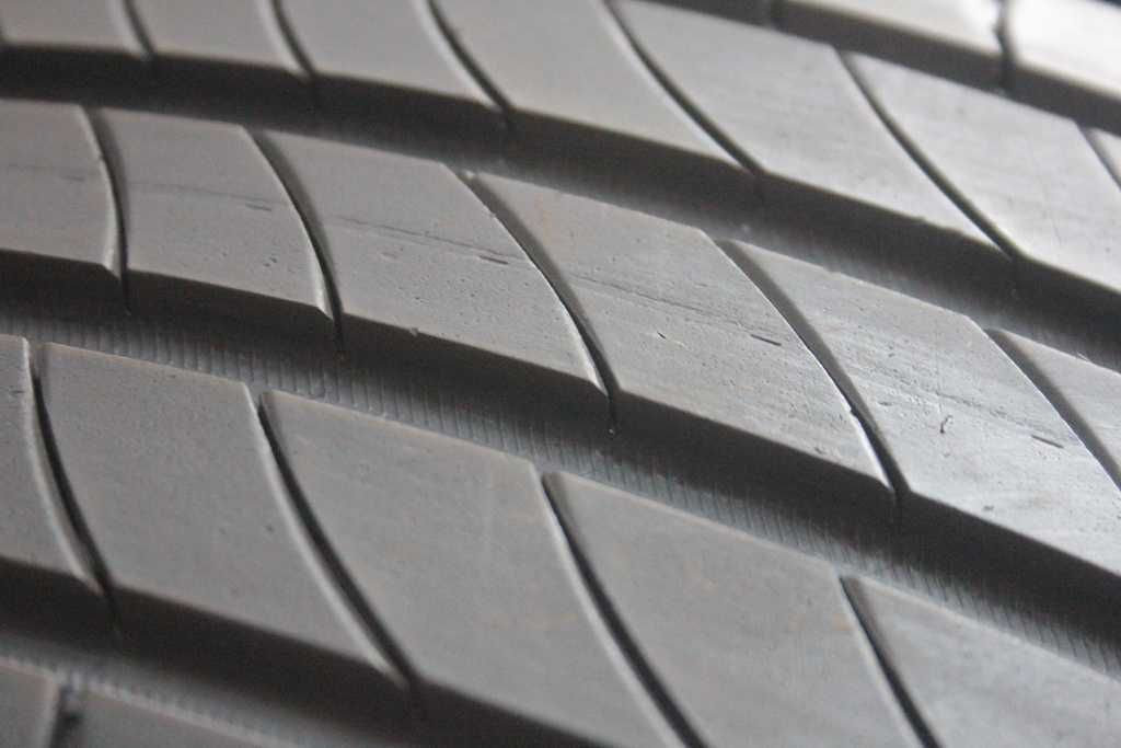 225/45/18 Michelin Primacy 4 S1 225/45 R18 95Y XL