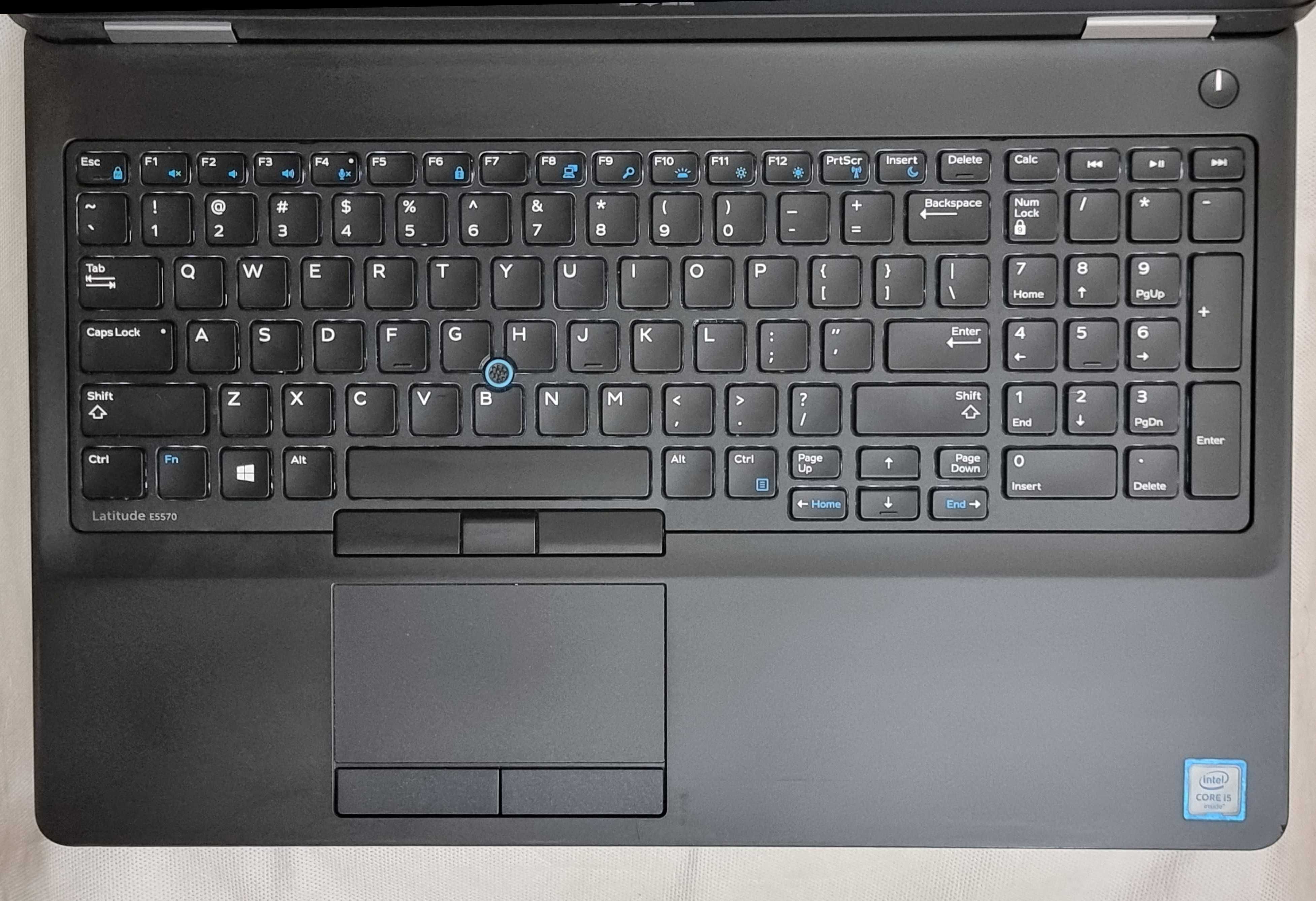 Ноутбук Dell Latitude E5570 I5-6300U 8Гб DDR4 128Гб SSD