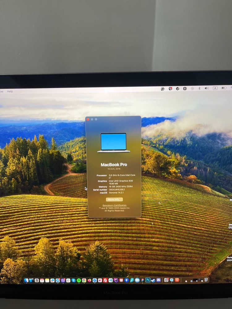 MacBook Pro 15" 2018 i7, 16 GB, 512 GB, Radeon Pro 560X
