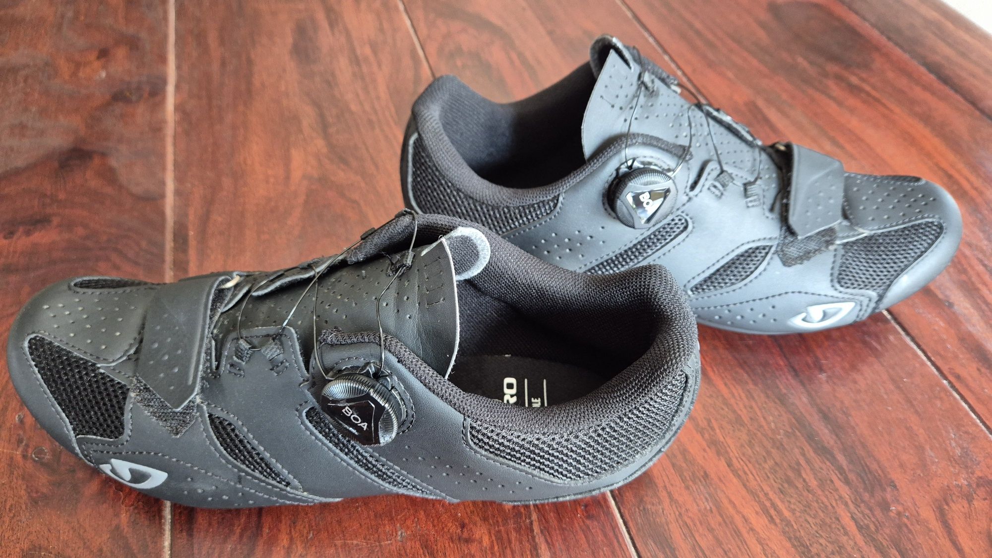Buty szosowe SPD SL GIRO Savix BOA II r. 43