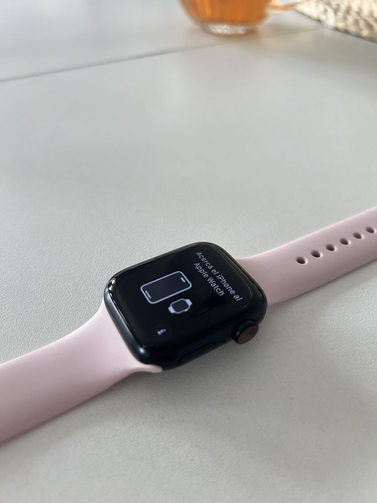 Apple watch 7 GPS+ cellular