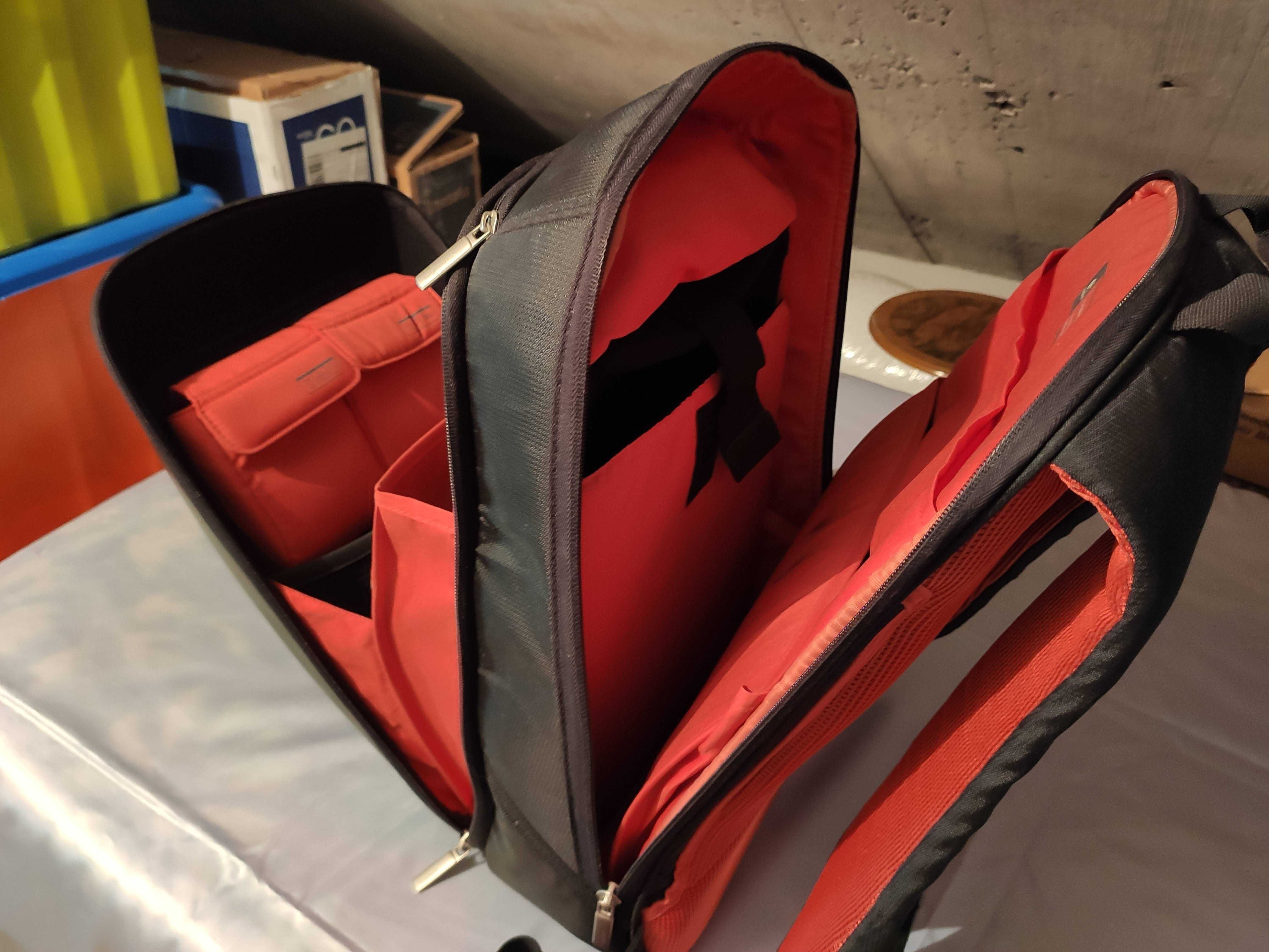Logitech KINETIK™ 15.4 Backpack