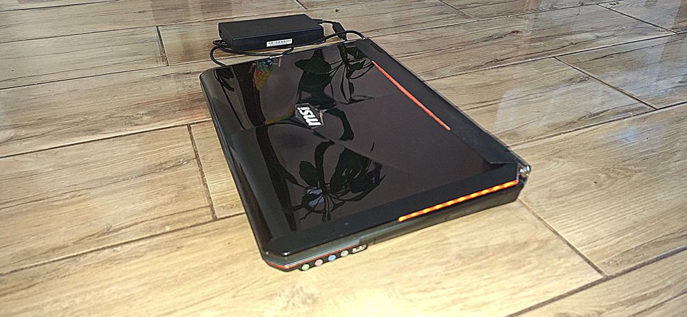 Laptop gemingowy MSI GT683 i5 /Nvidia Gtx / SSD+HDD/8 Gb