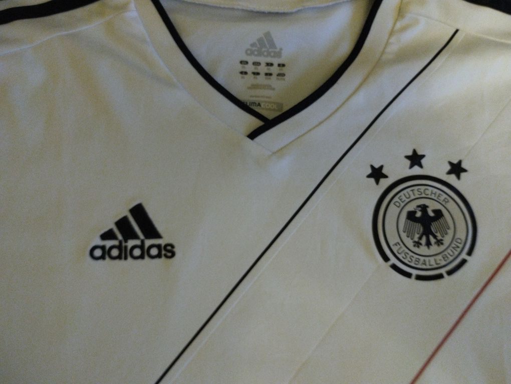 Koszulka piłkarska reprezentacji Niemiec marki Adidas