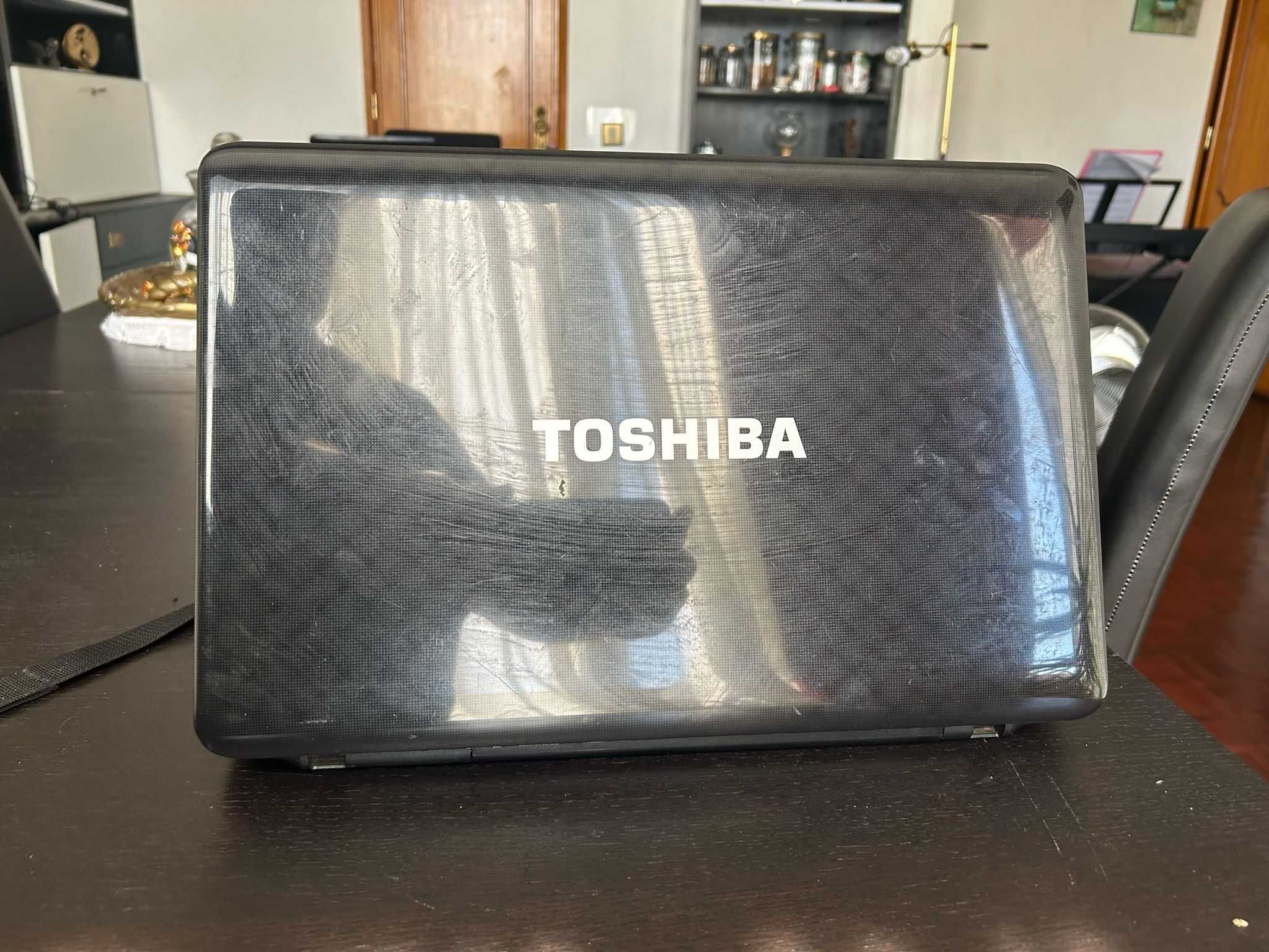 TOSHIBA SATELLITE L750-1ME - I5-2430M 2.4 GHZ - 6Gb RAM - 240 Gb SSD