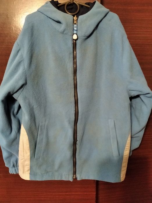 Продам весеннюю куртку