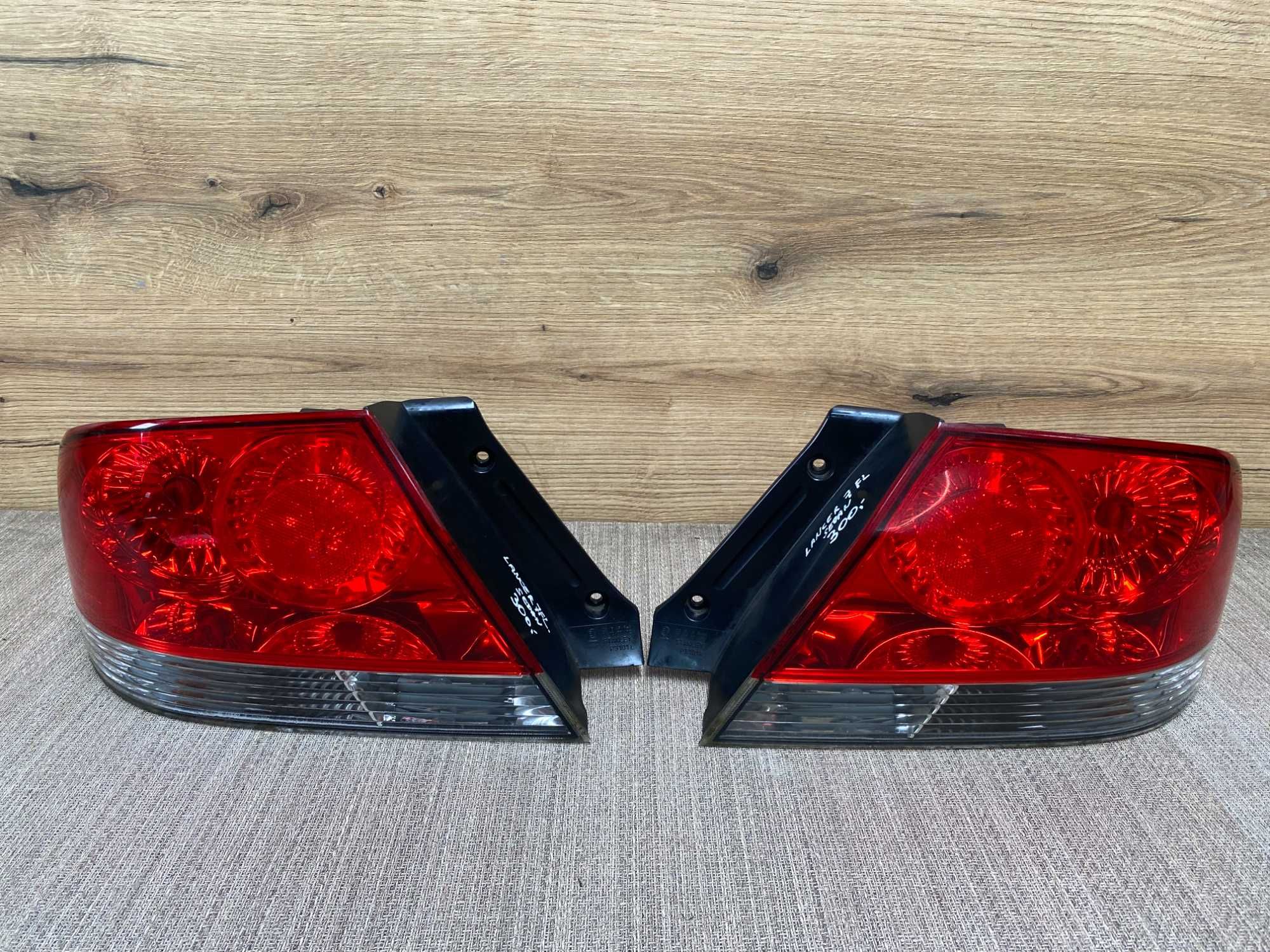 Lampa/Reflektor tylny lewy, prawy Mitsubishi Lancer 7 Lift sedan