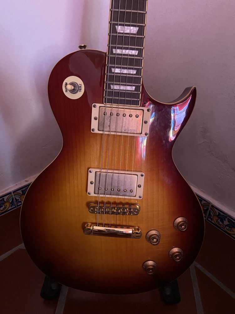 Les Paul vintage V100