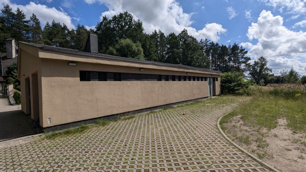 Budynek biurowy / handlowy / usługowy / warsztatowy na wynajem