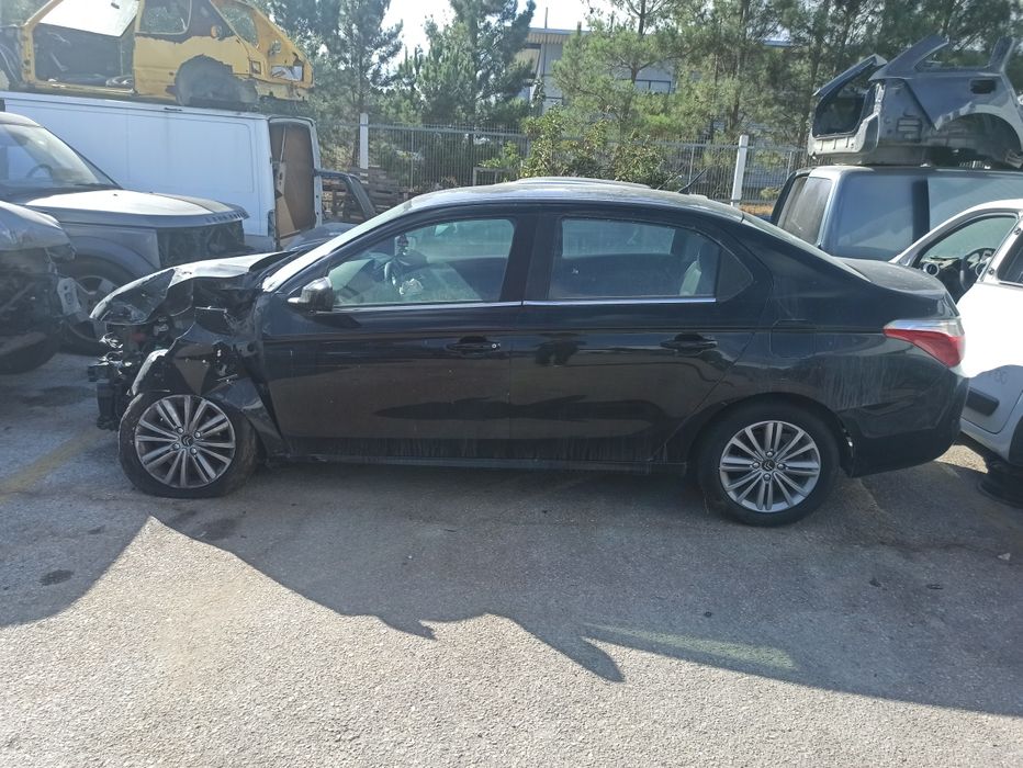 Peças CITROËN C-Elysée Sedan 1.6 HDI Diesel 92 cv Ano 2012 a
