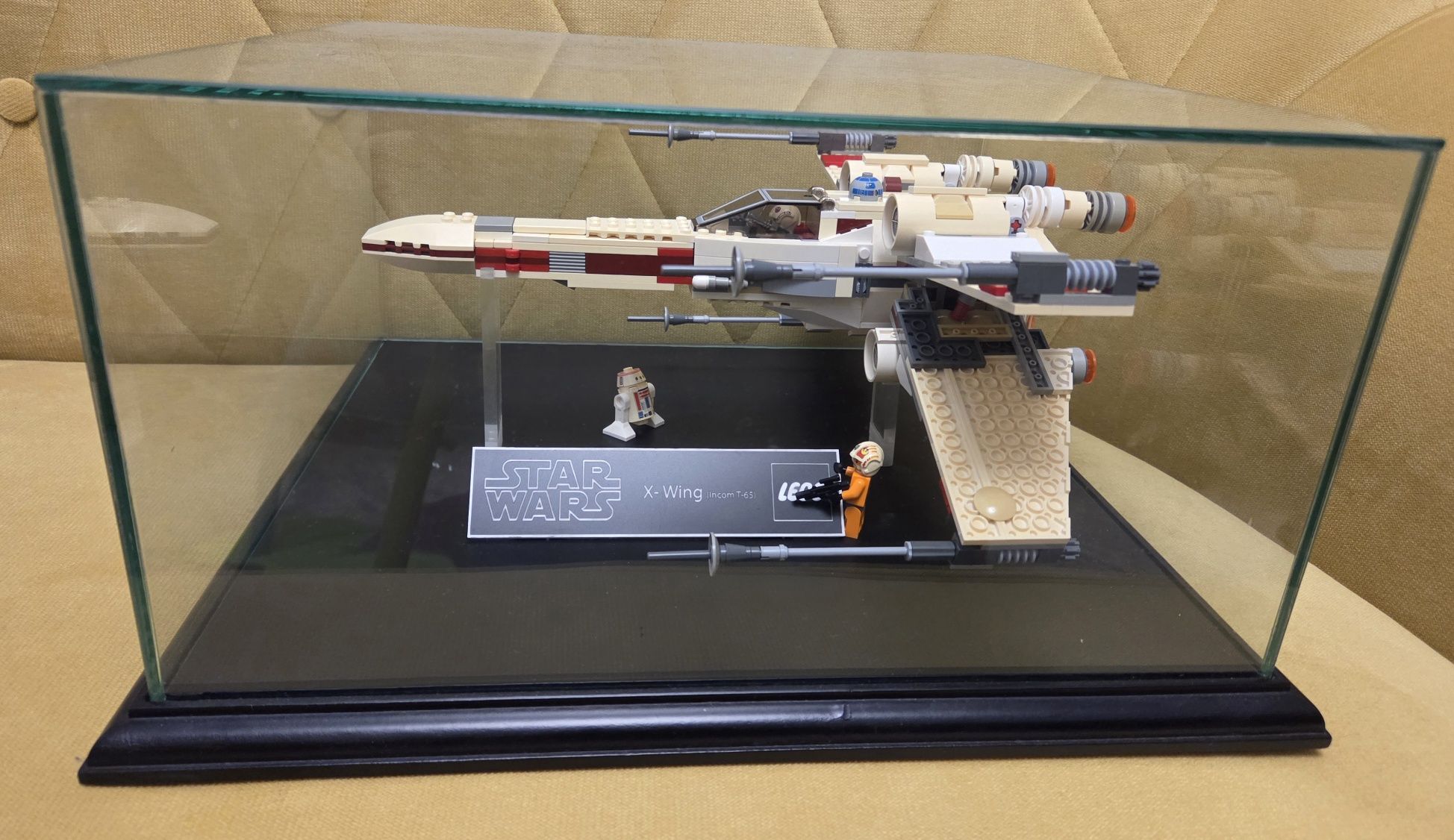 LEGO 9493 Star Wars X-Wing Starfighter + gablota