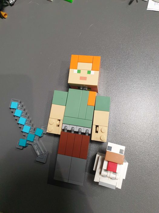 Klocki Lego zestaw Minecraft BigFig Alex z kurczakiem