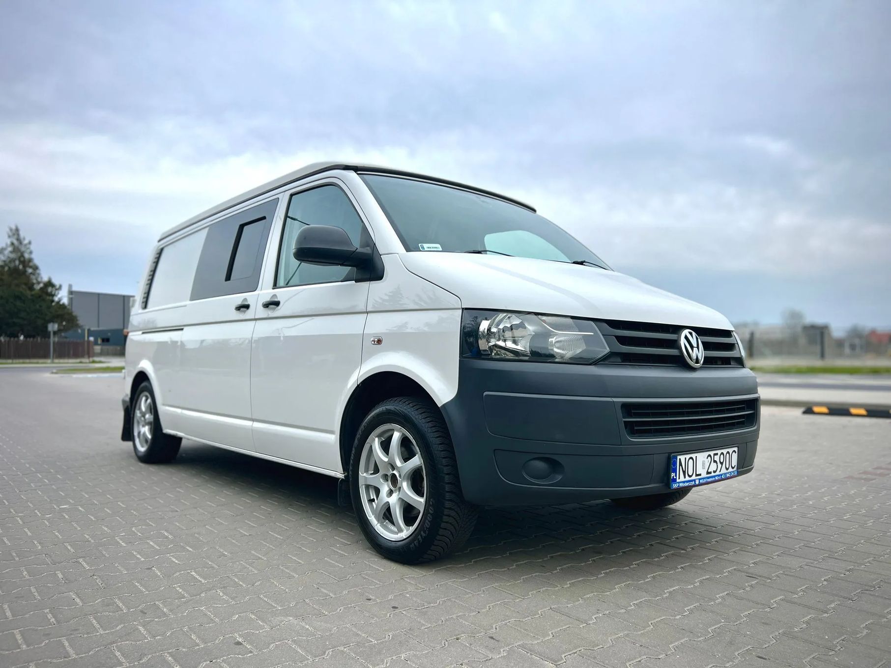 Volkswagen TRANSPORTER V LONG  Transporter T5 Long Kamper