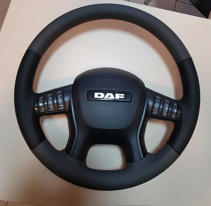 Obszycie kierownicy samochodu naturalną skórą ŻYRARDÓW