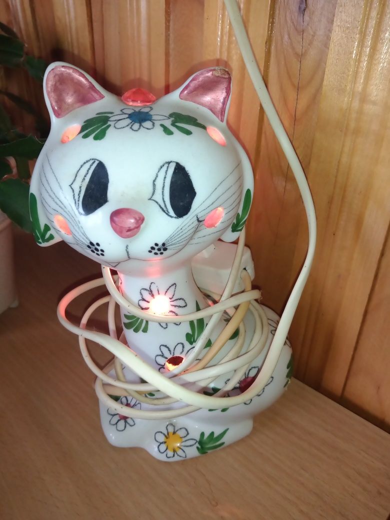 Lampka nocna retro PRL kot