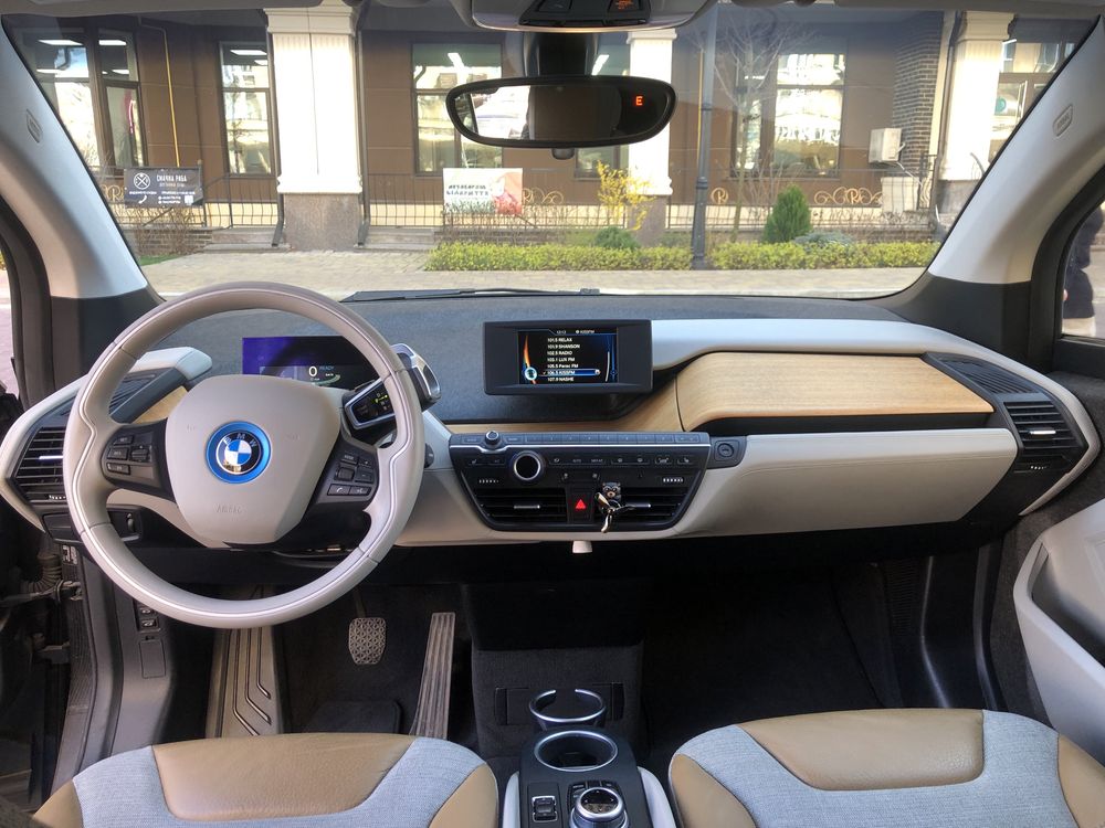 Електромобіль BMW i3 2017 рік 33кВт/г