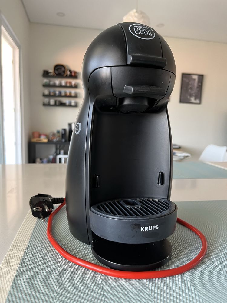 Dolce Gusto - Maquina de Cafe Krups