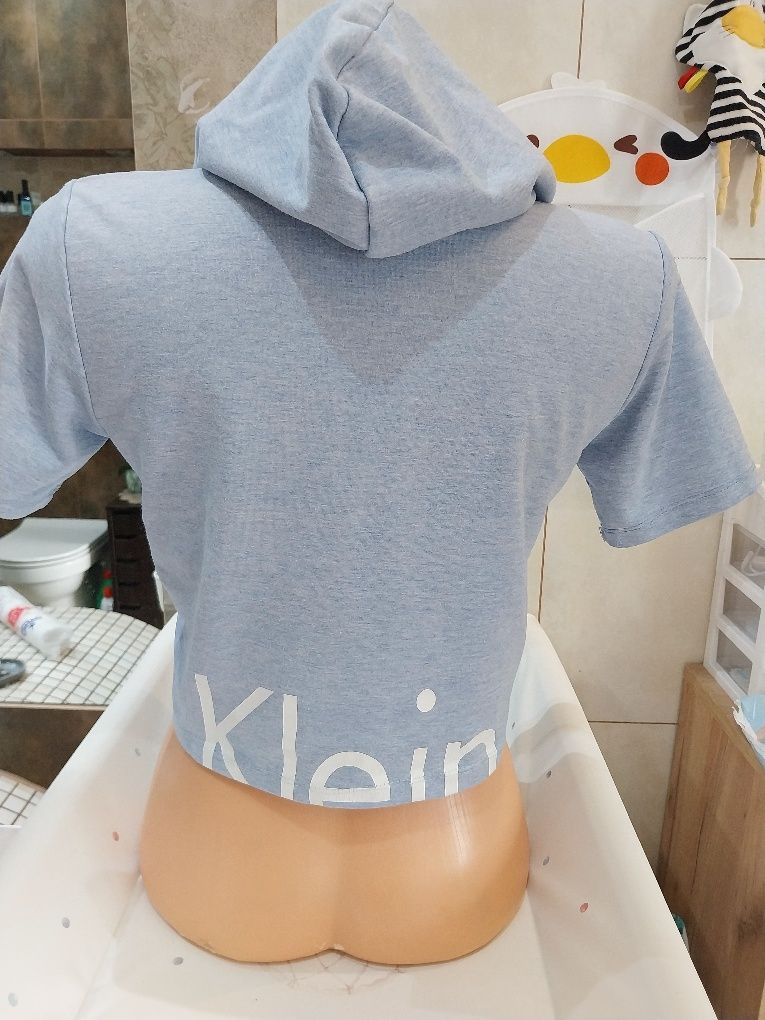 Bluza z kapturem CK light blue