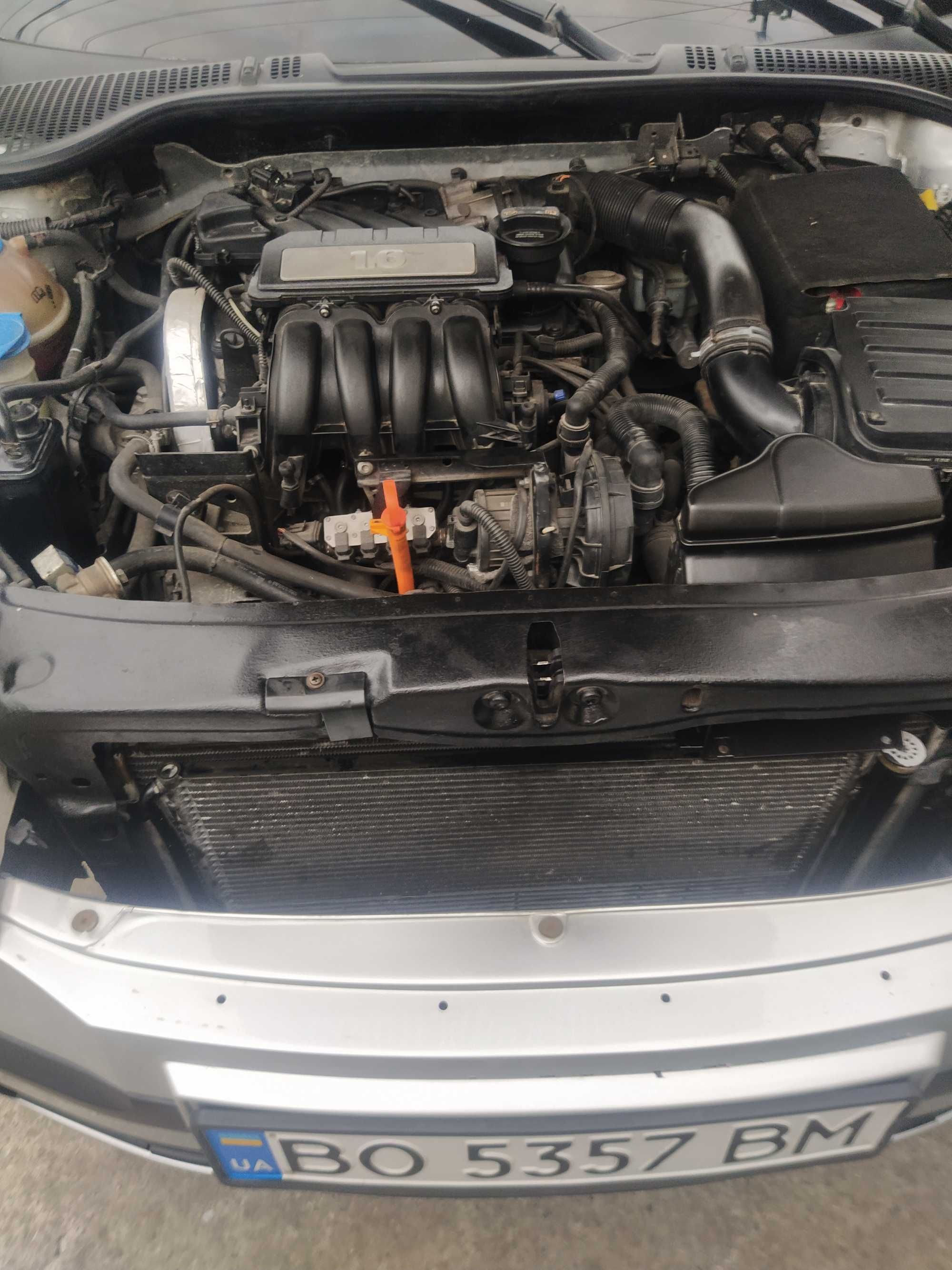 Продаж авто SKODA OKTAVIA TUUR 2012 р.