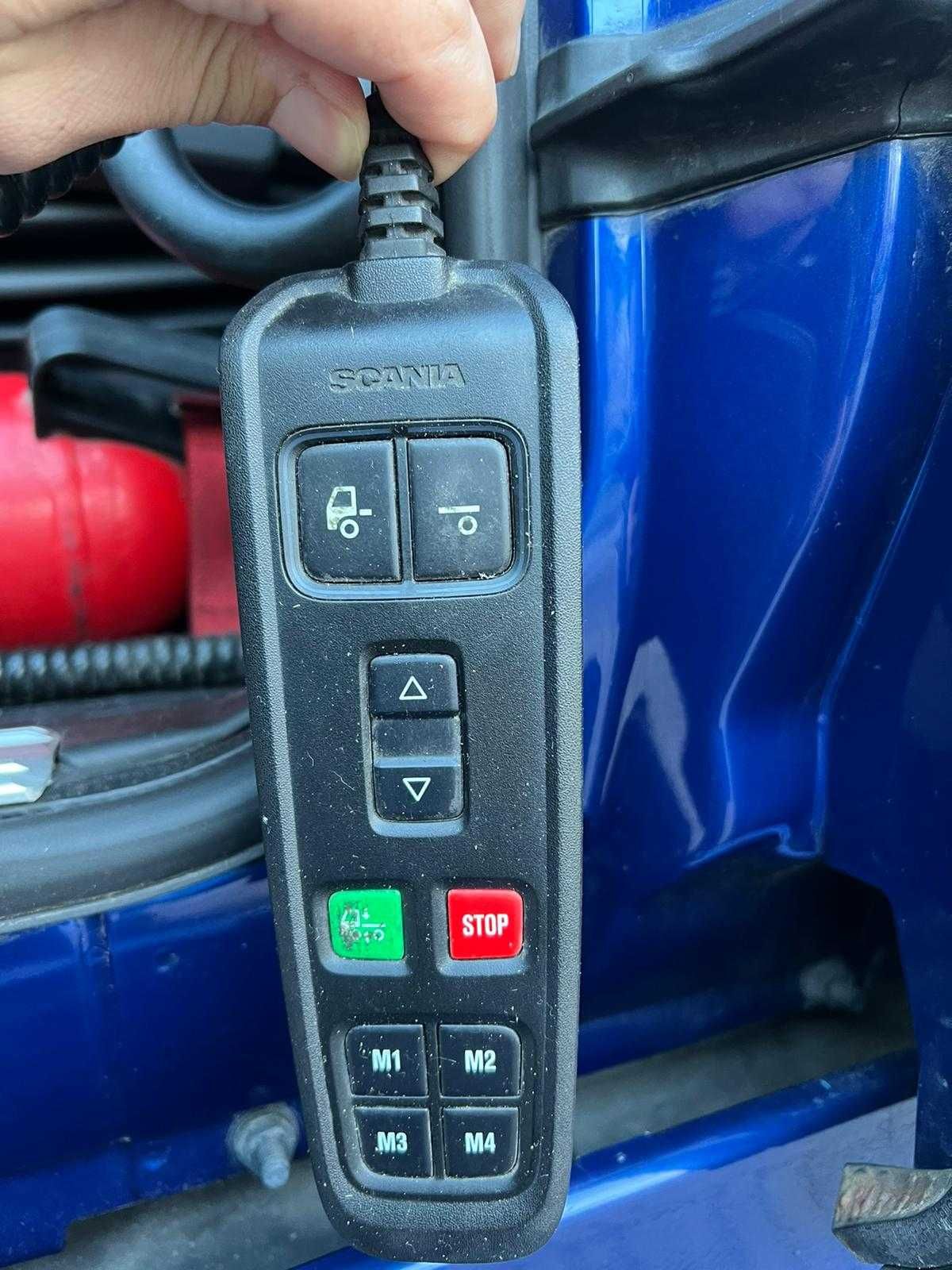 SCANIA R520 V8 Edicao Limitada 125 anos