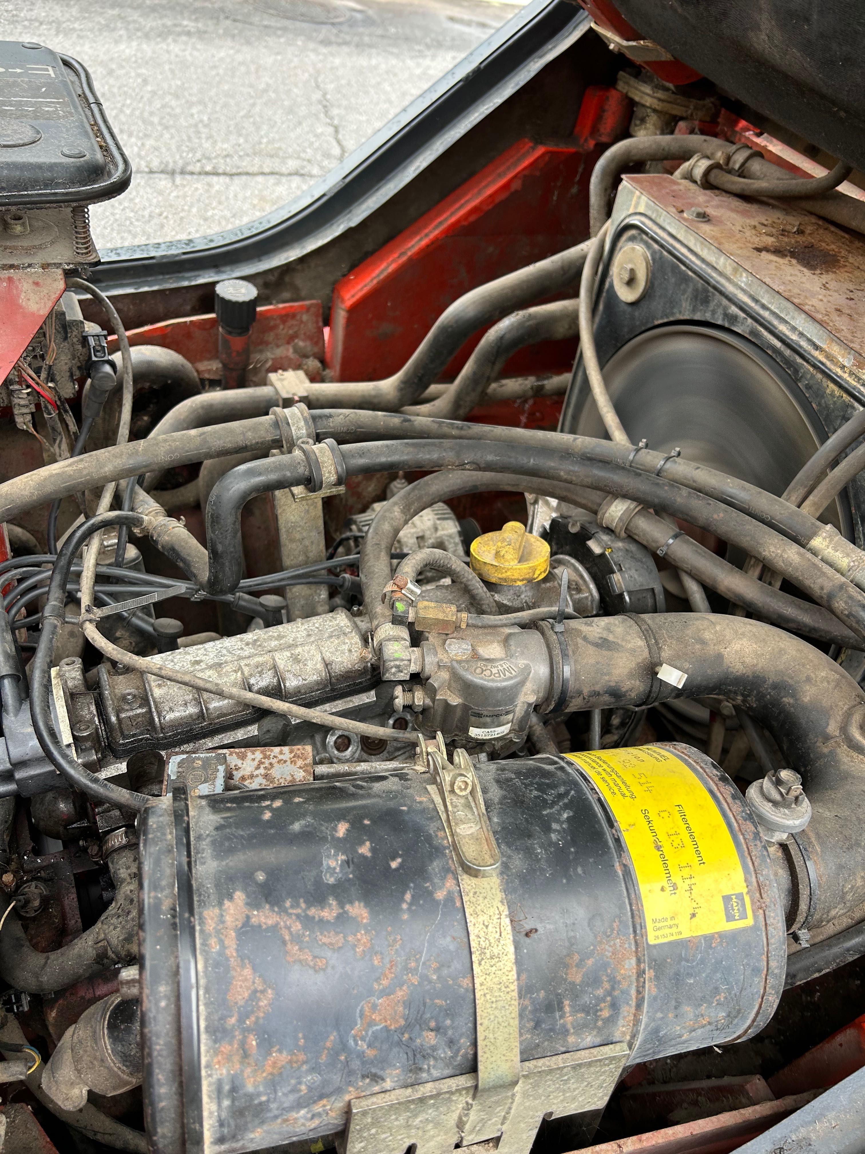 Wozek widłowy linde 2.5 t gas