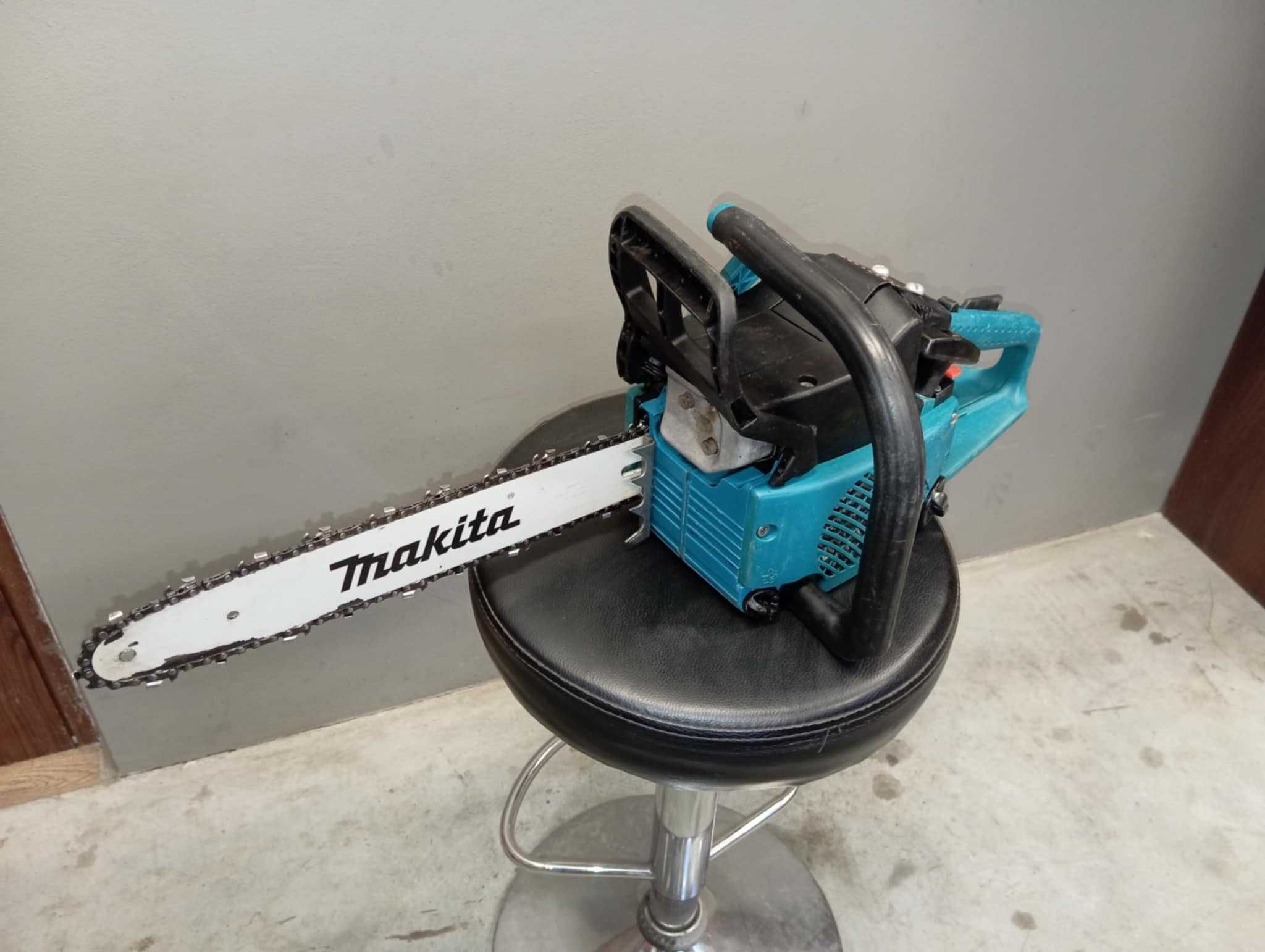 Piła spalinowa Makita DCS33