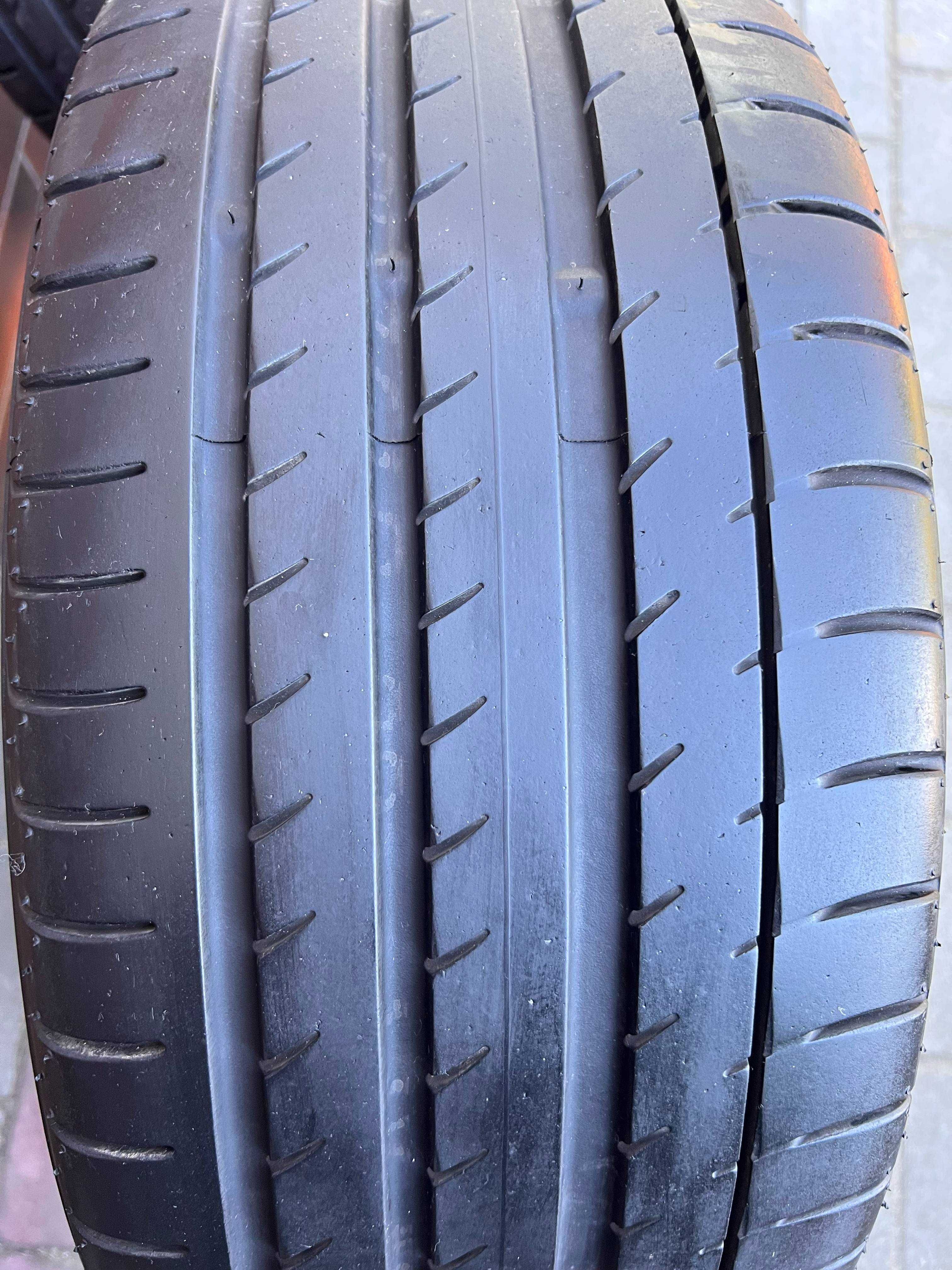Felgi 19 MSW 50 Grey Polished  z oponami Yokohama Advan Sport