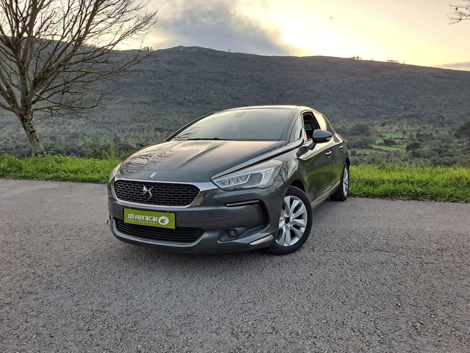 DS DS5 ver-1-6-bluehdi-so-chic