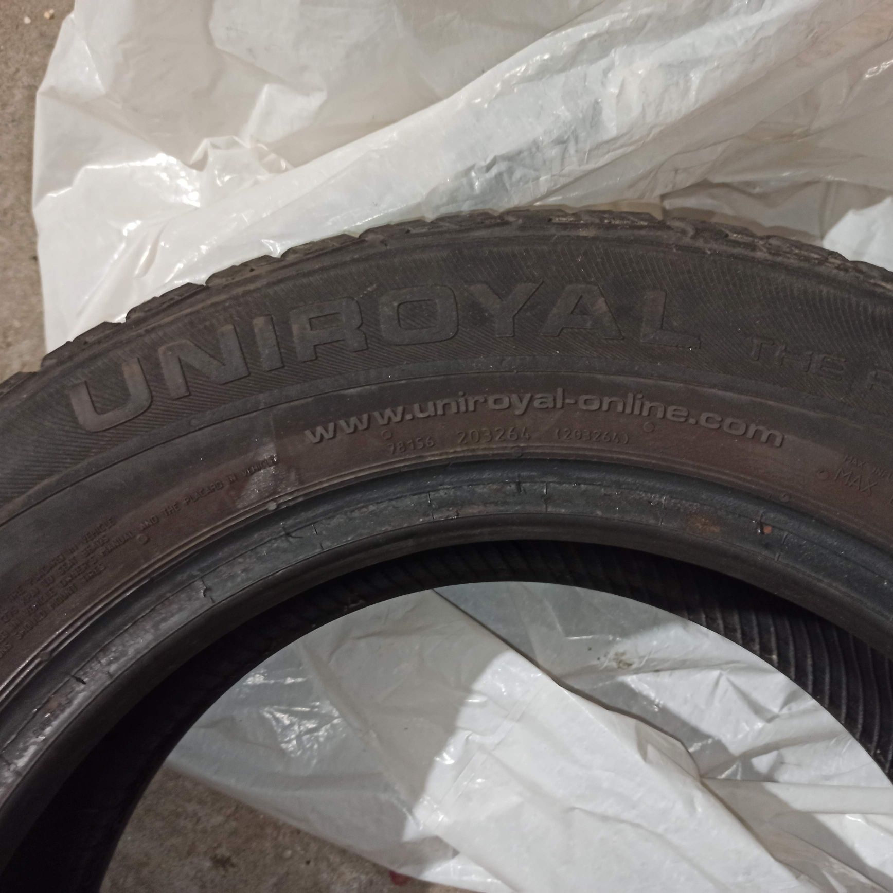 Opony 165/70 r14 -cena za komplet 4 szt. 100zł - letnie Uniroyal