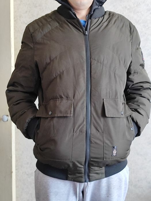 Продам зимову куртку