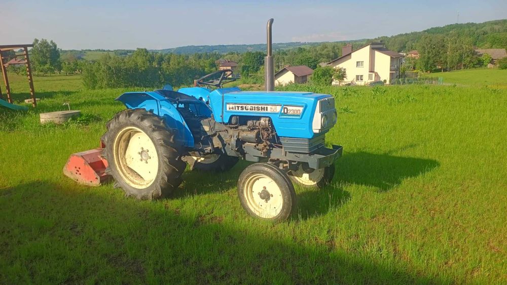 Mitshubishi 2300D w komplecie kosiarka bijakowa, pług, glebogryzarka!