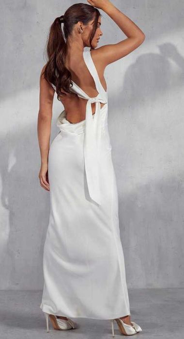 satynowa maxi ślubna odkryte plecy poprawiny przebranie przyjęcie