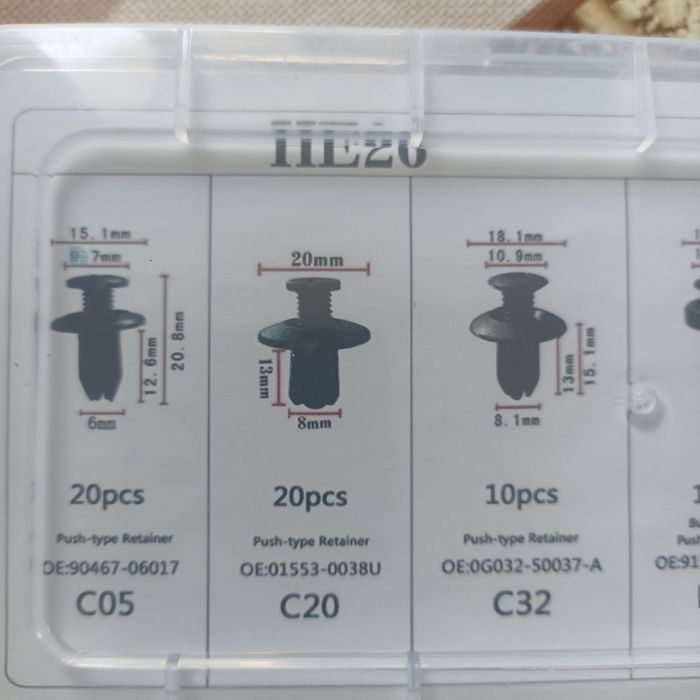 Клипсы, андапки, крепеж, зажимы, крепеж