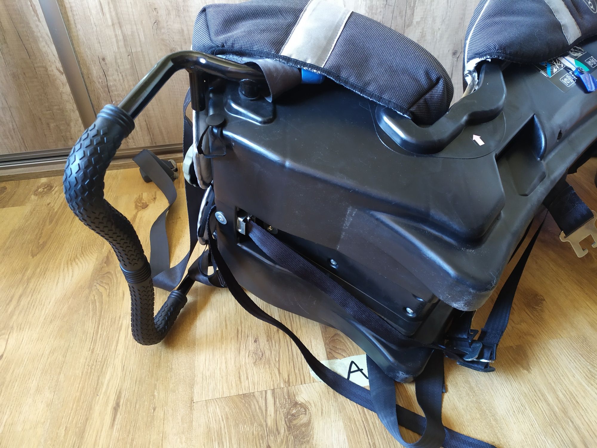 Fotelik samochodowy Akta GRACO Cosmic Comfort  0-25 kg