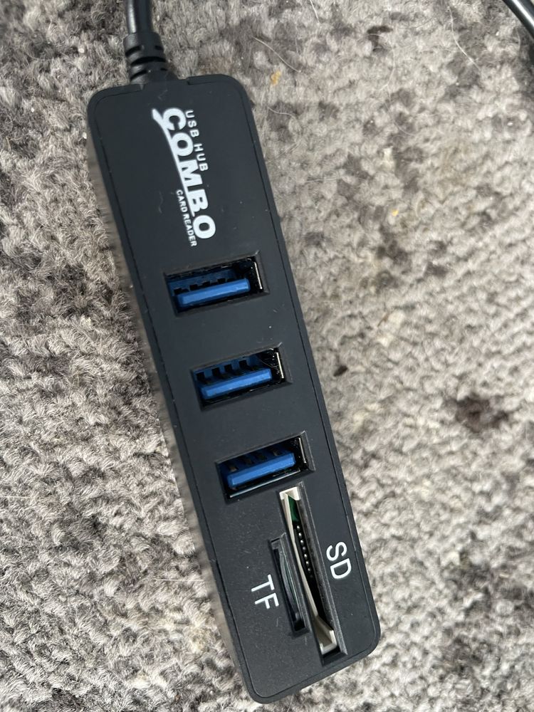 перехідник USB-A з роз’ємами для карток SD і TF (microSD)