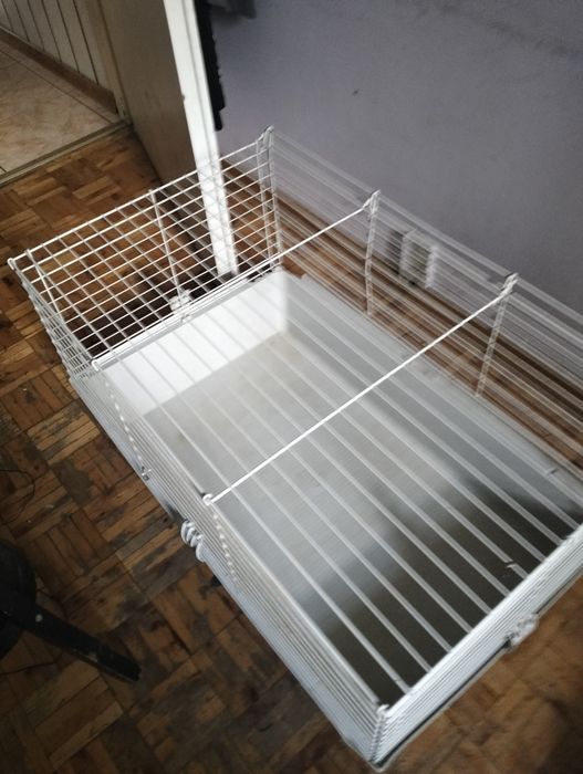 Klatka dla zwierzaka dość w dobrym stanie