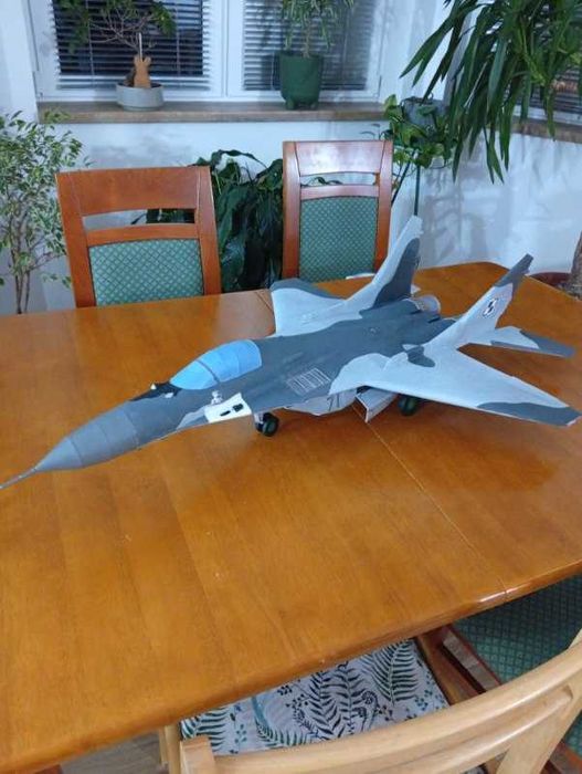 Model kartonowy mig 29