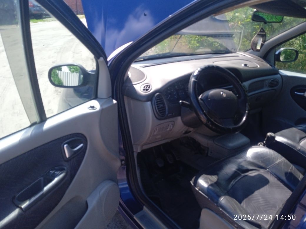 Продам авто renault scenic