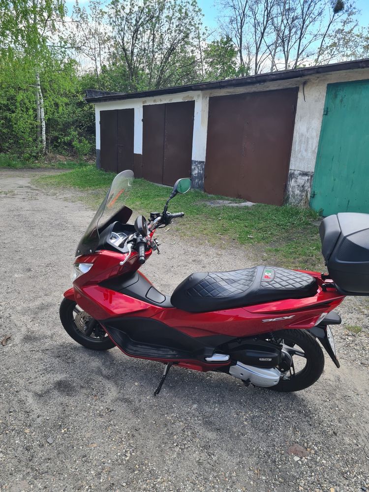 Honda pcx 125 niski przebieg