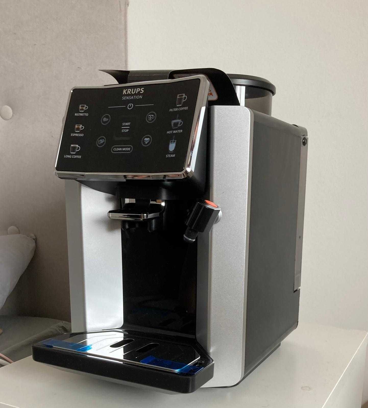 Máquina de Café Automática Krups EA910E10 - Nova na embalagem!