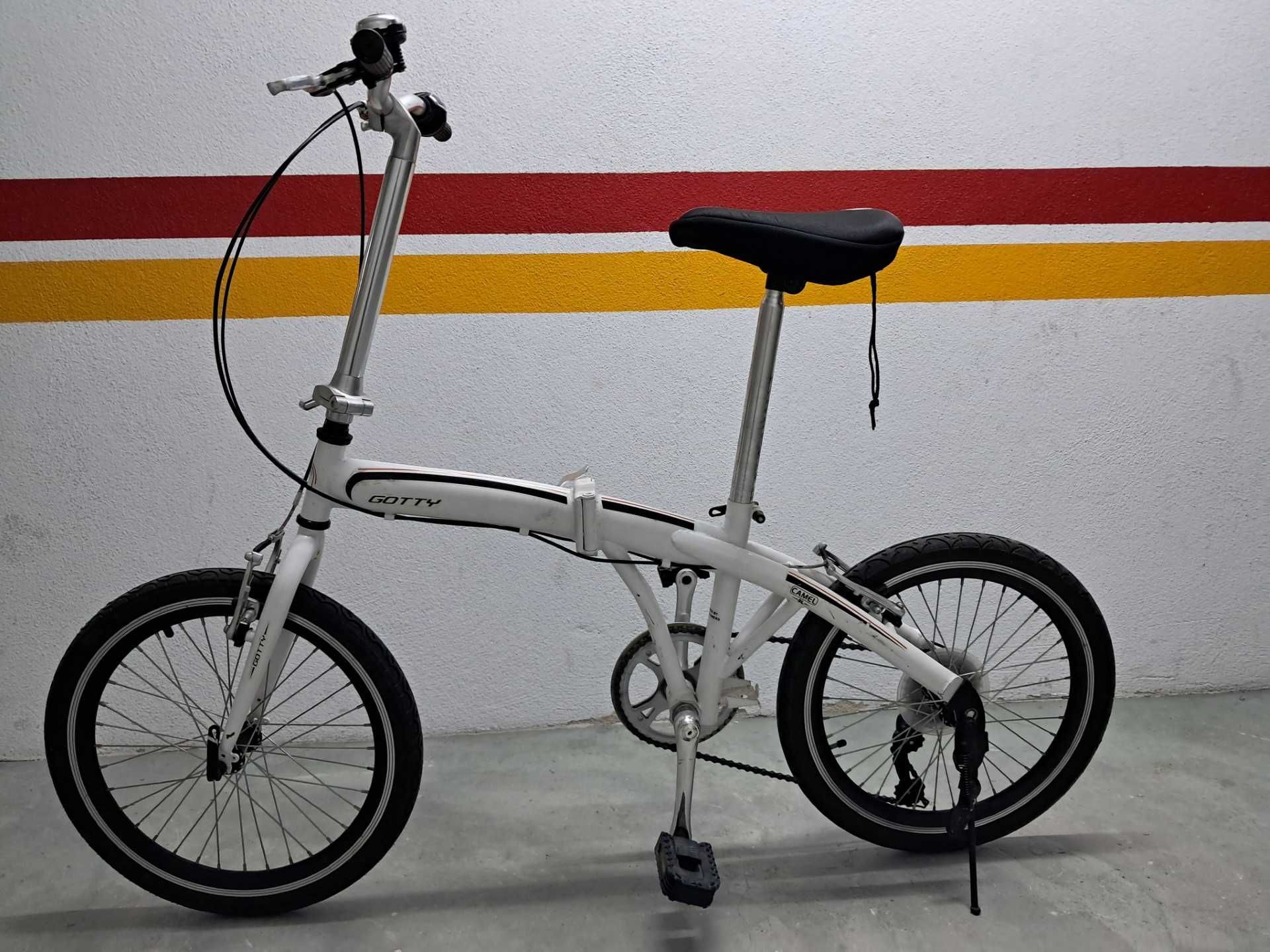 Bicicleta dobrável / desdobrável em muito bom estado