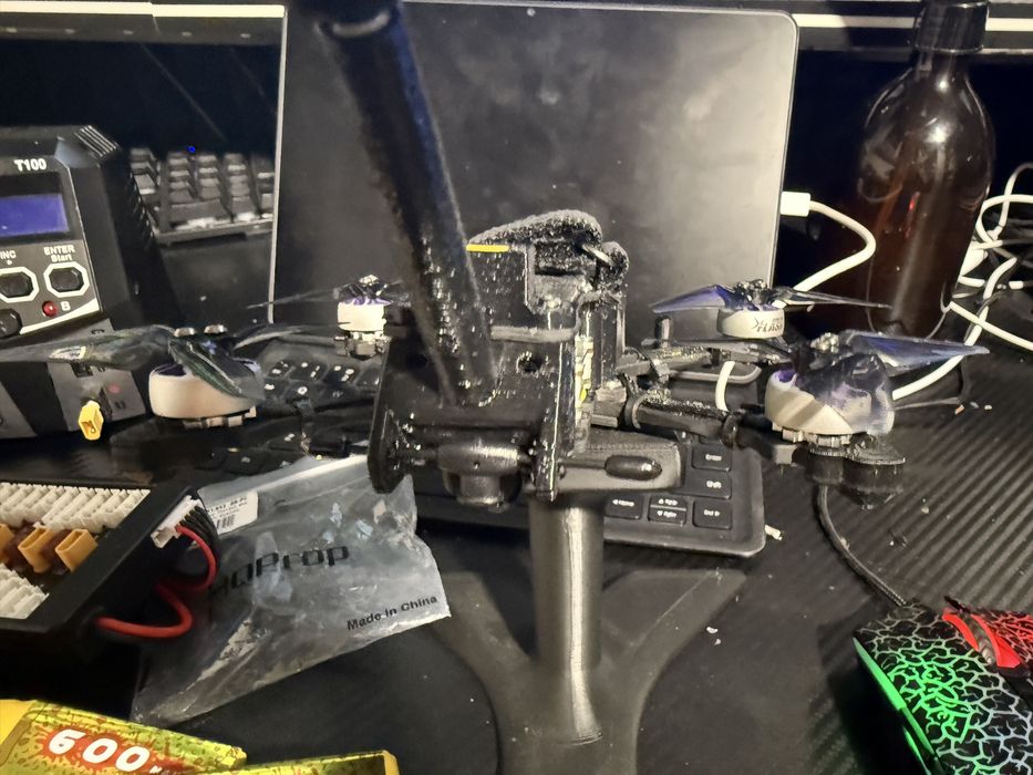 Mega zestaw dron 3” fpv plis zaadowe czesci ladowarka baterie