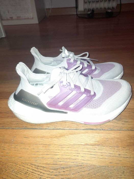 Tênis de corrida Adidas feminino Ultraboost 21
