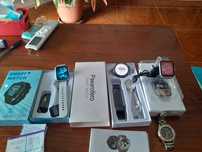 Relógios digitais smart watch.