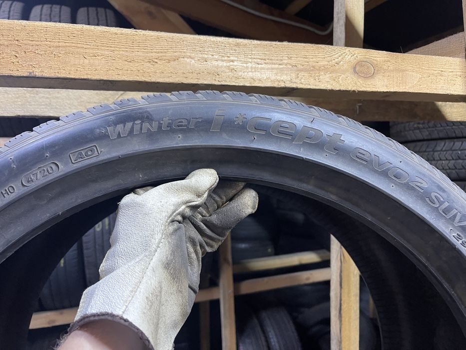 Шини зима 295/35R23 HANKOOK Winter Icept EVO2 2шт 20рік