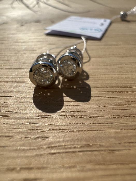 Пусети з діамантами#гвоздики#пусеты#золоті сережки на закрутках